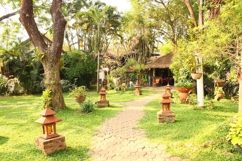 Hotel Secret Garden Chiangmai à San Kamphaeng Extérieur photo