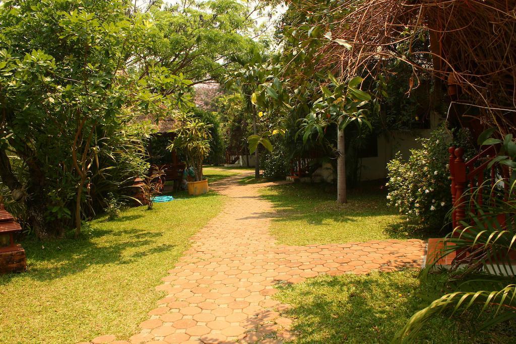 Hotel Secret Garden Chiangmai à San Kamphaeng Extérieur photo