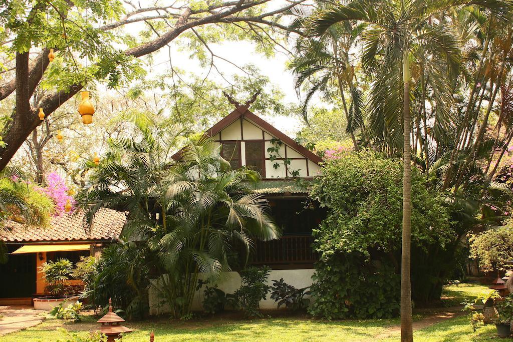 Hotel Secret Garden Chiangmai à San Kamphaeng Extérieur photo