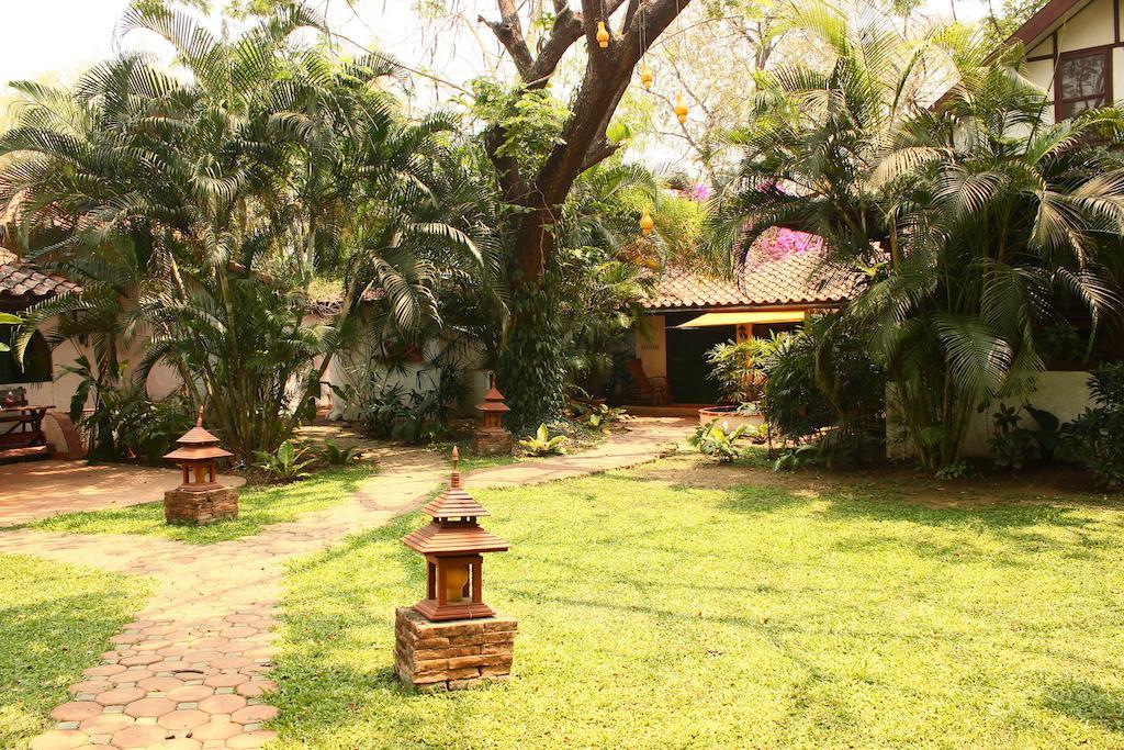 Hotel Secret Garden Chiangmai à San Kamphaeng Extérieur photo